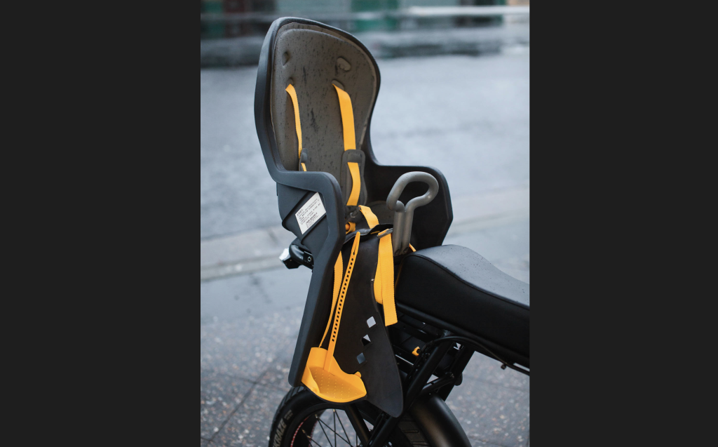Child / baby seat Australian standard