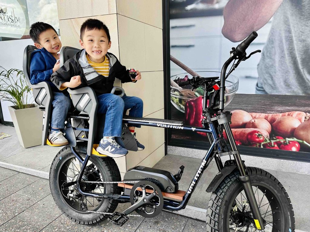 Dual child-seat setup